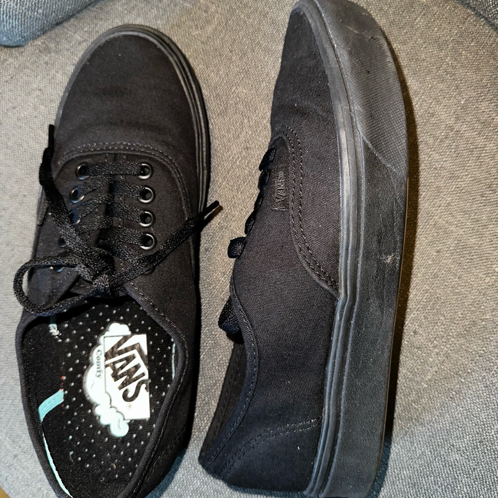 Size 8.5 rarely used black vans comfy